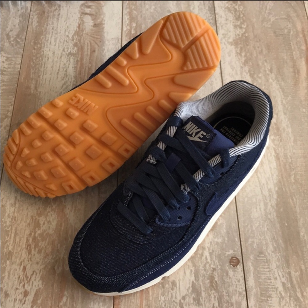 NWT Nike Air Max 90 Special edition - Picture 7 of 8